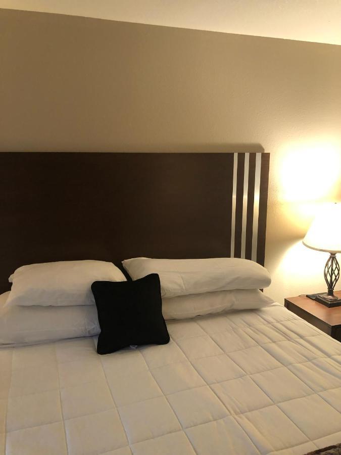 Locanda Red Lion Inn&suites La Pine, Oregon 2*